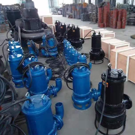 Máy bơm bùn chìm 15 kW với cửa ra thải DN100 và hợp kim cao crôm để xử lý bùn mài