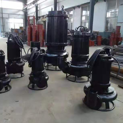 Máy bơm bùn chìm 15 kW với cửa ra thải DN100 và hợp kim cao crôm để xử lý bùn mài